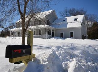 8 Weaver Cir, Amherst, MA 01002