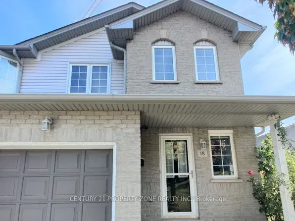 104 Frances Ave #18, Hamilton, ON L8E 5X3