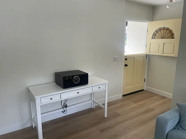 242 La Marina Dr — Photo 2