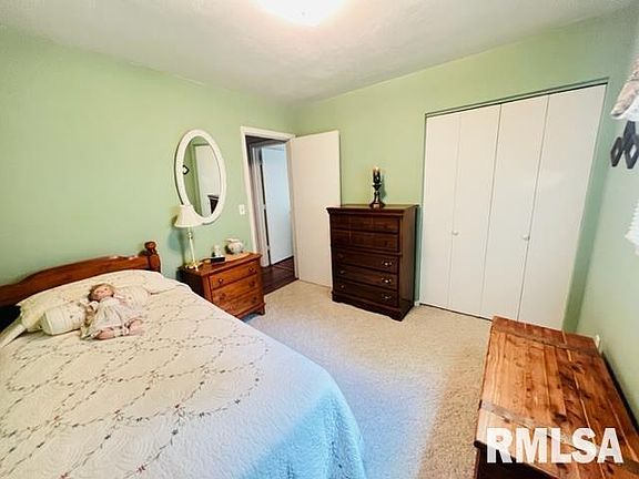 3rd image of 3118 Mulberry Ave