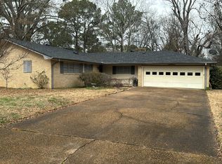 130 W Sedgwick Ct, Jackson, MS 39211