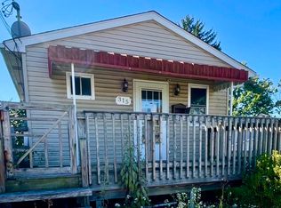 315 W Miller Ave, Homestead, PA 15120