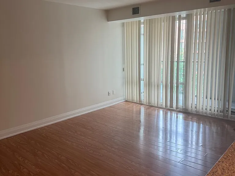 1 Bedford Rd #501 — Photo 2
