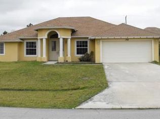 1718 SW Commargo St, Port Saint Lucie, FL 34987