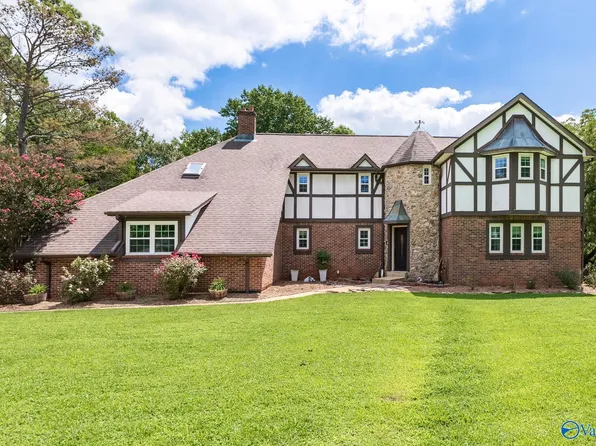18600 Sulphur Creek Dr, Elkmont, AL 35620