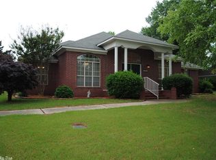 2145 Sprucewood Dr, Conway, AR 72032