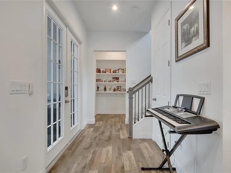 2069 Celebration Blvd — Photo 29