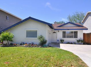 7811 Lindley Ave, Reseda, CA 91335