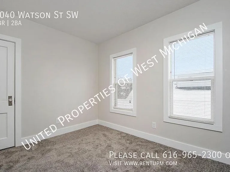 1040 Watson St SW — Photo 12