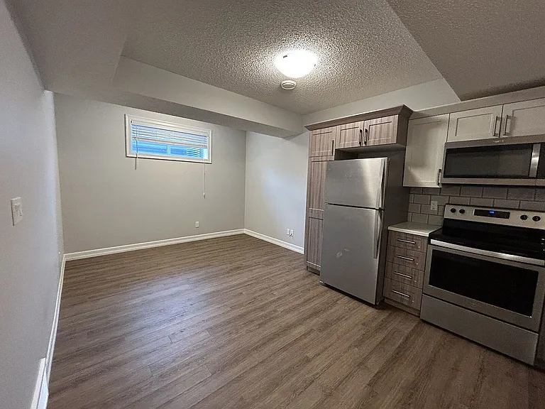 2106 Koshal Way SW — Photo 3