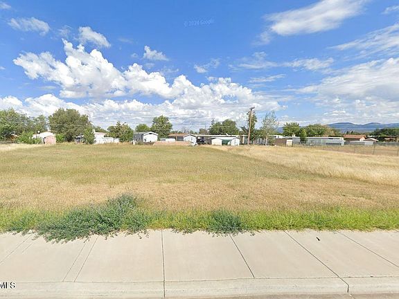 4th image of 8584-8628 E Loos Dr