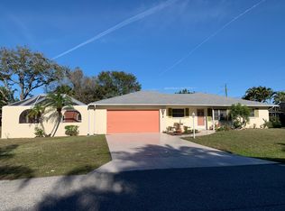 430 Palmetto Dr, Venice, FL 34293