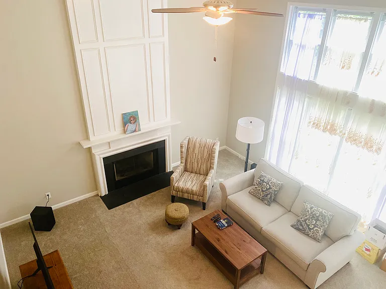 1705 Waterclose Ct — Photo 5