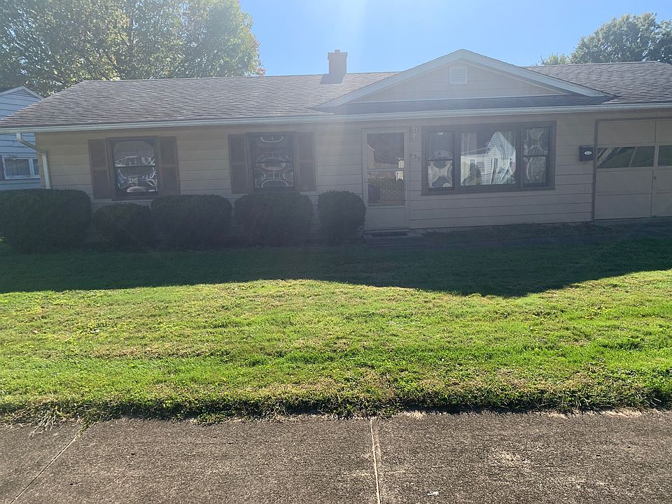 1st image of 439 Circle Dr