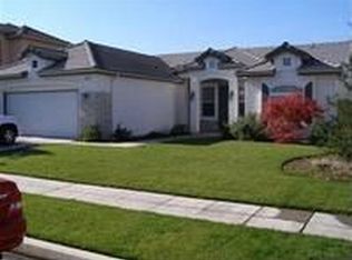 5567 N Contessa Ave, Fresno, CA