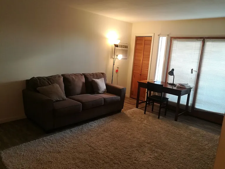 University Park Apartments near Cornell University — Photo 193