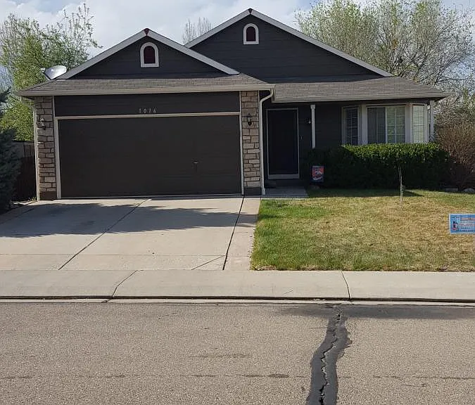 1016 Woodside Rd — Photo 1