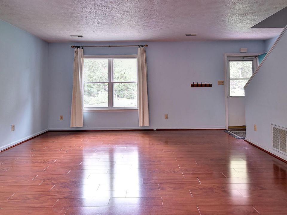 1st image of 3308 Oxmor Ct