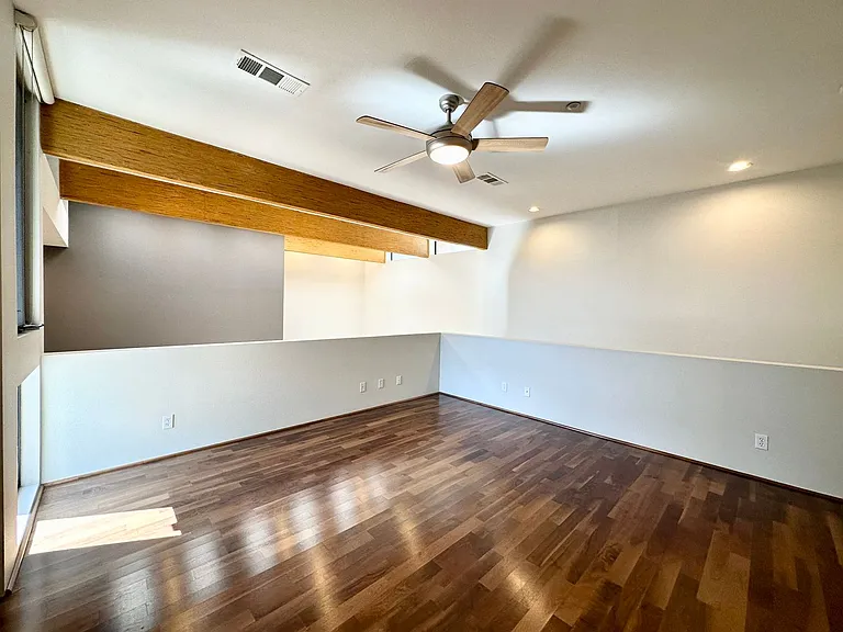 1518 E Baristo Rd — Photo 21