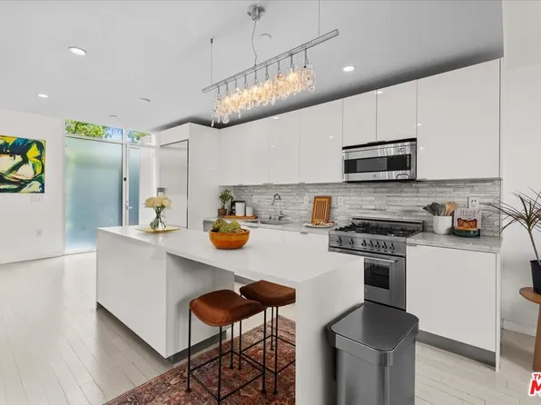 7917 Willoughby Ave #2, West Hollywood, CA 90046