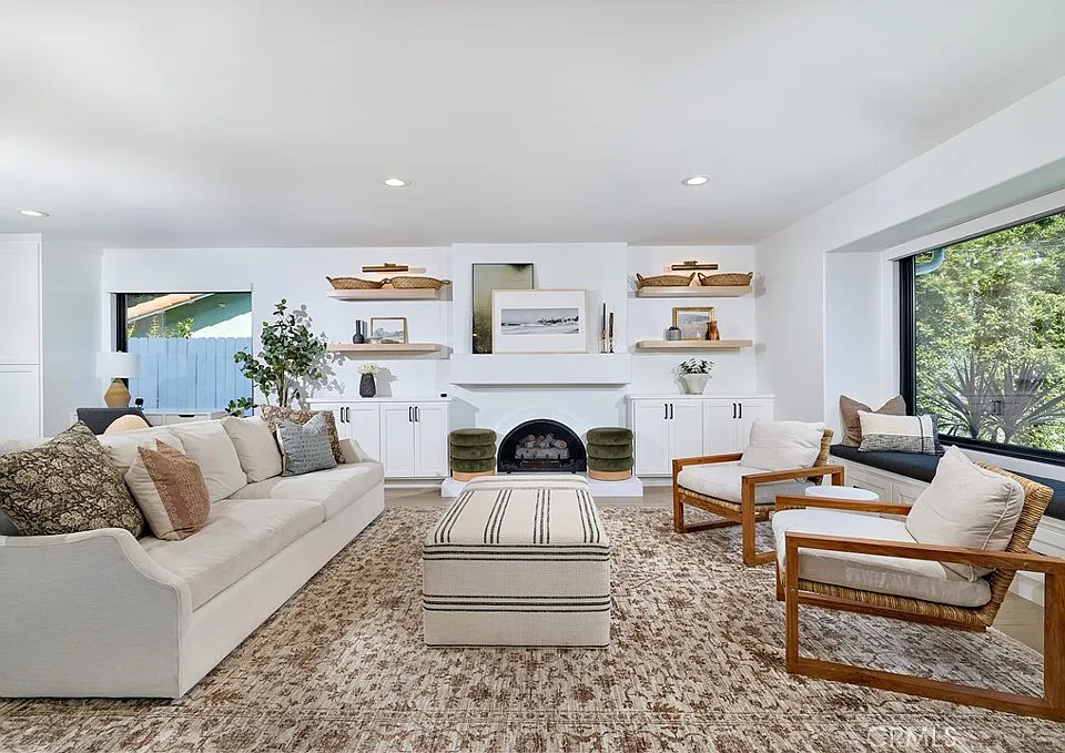 2140 Mountain Vista Dr