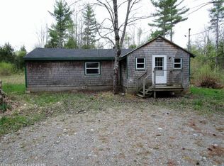 490 Waterville Rd, Unity, ME 04988