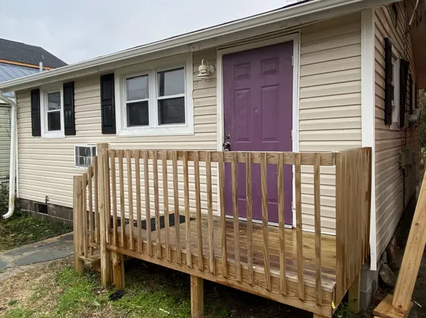 826 Hanover St, Wilmington, NC 28401