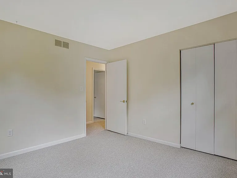607 Ridge Dr — Photo 16