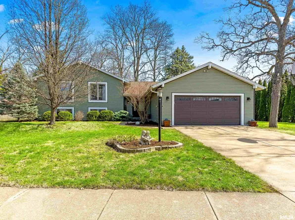 6602 N Chateau Pl, Peoria, IL 61615