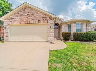 8681 Fernhill Dr, Fort Worth, TX 76123