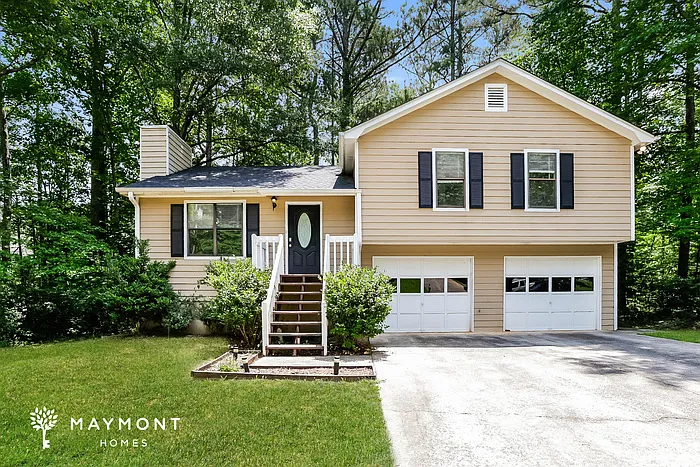 7660 Mountain Creek Way — Photo 1