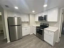 2772 63rd Ter N #B — Photo 3