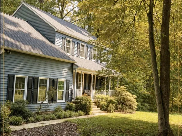1676 Preakness Dr, Gambrills, MD 21054