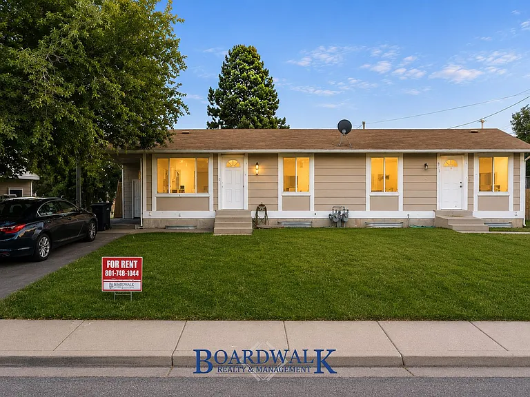 3549 S Colby Ave — Photo 1