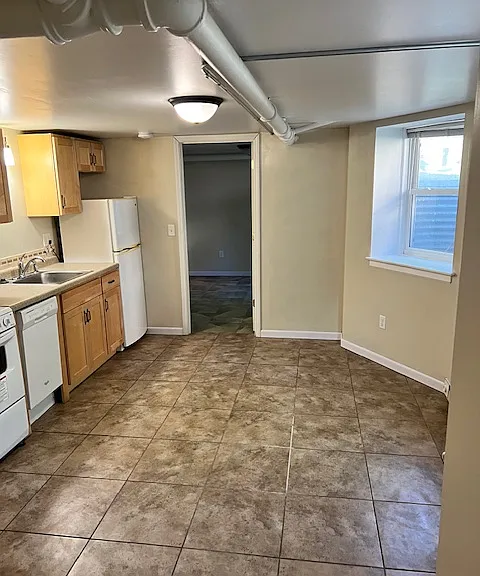 221 Fairchild St #3 — Photo 8