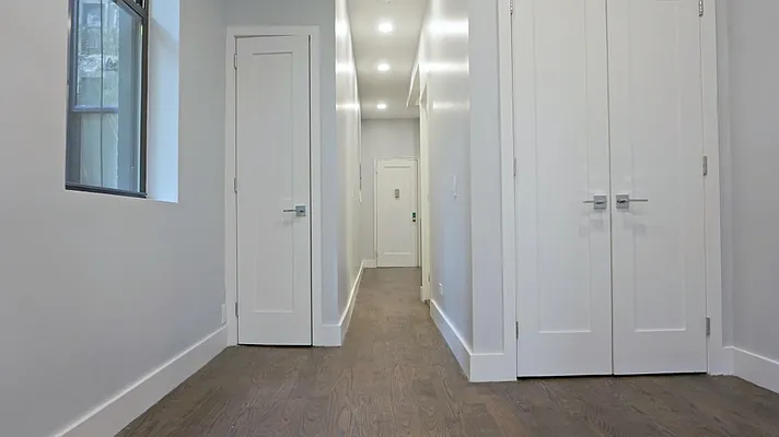 Rented by Metropolitan Equities | media 7