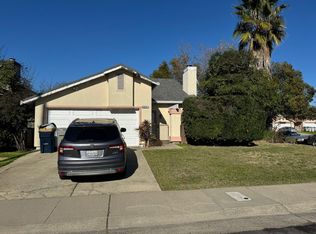 6207 Sun Dial Way, Sacramento, CA