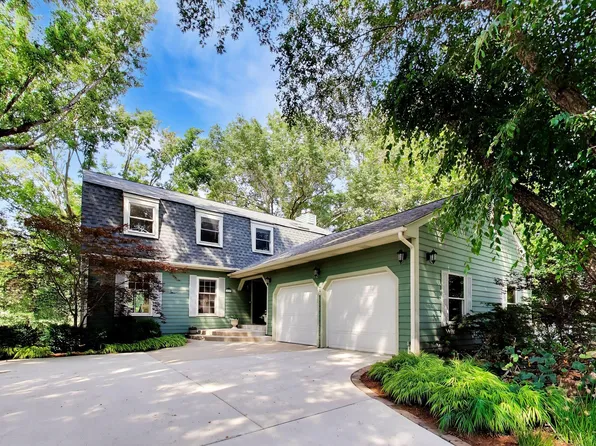 213 Lady Ln, Michigan City, IN 46360
