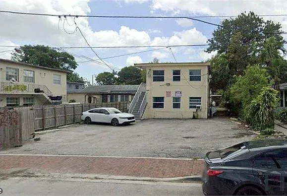 1 bed, 650 sqft, $1,830 — Photo 1