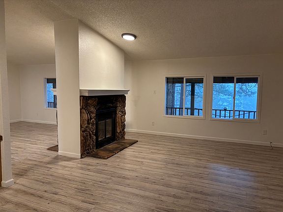 4th image of 1742 Sanromo Dr