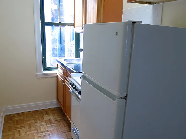 536 E 79th St #6A — Photo 3