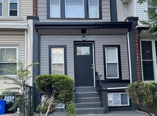 6517 N Woodstock St, Philadelphia, PA 19138