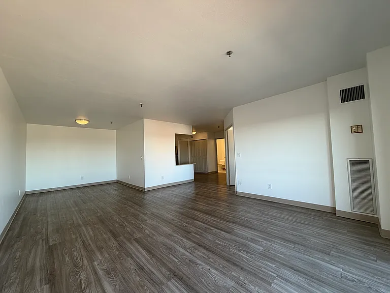 2 Bedroom