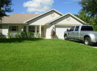 911 Le Baron St SW, Palm Bay, FL 32908