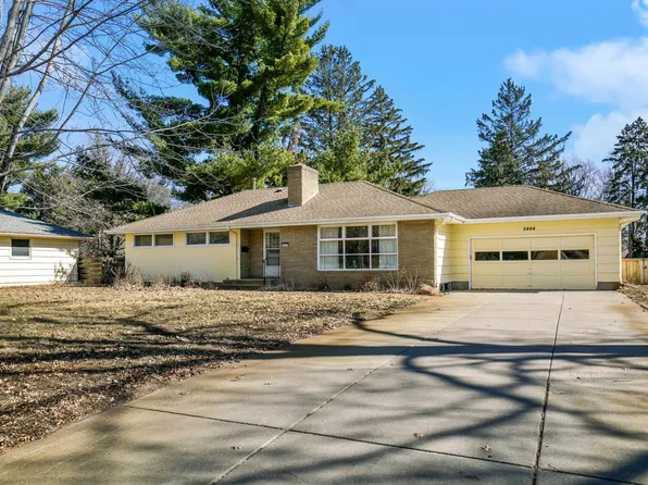 5444 Twin Lake Blvd E, Brooklyn Center, MN 55429