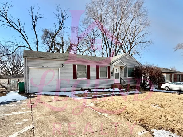 10215 Tappan Dr, Saint Louis, MO 63137
