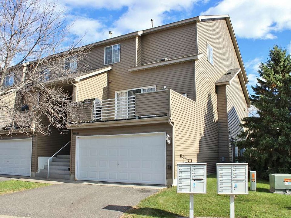 1st image of 11851 River Hills Dr