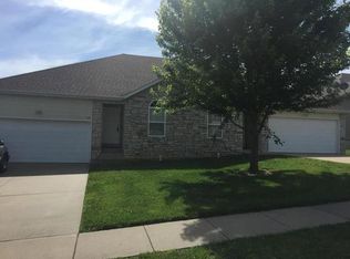 102 Bailey Cir #A, Rogersville, MO 65742