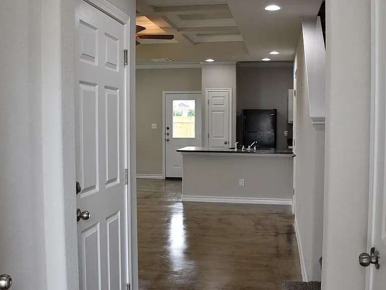 6418 Melanzane Ave — Photo 4