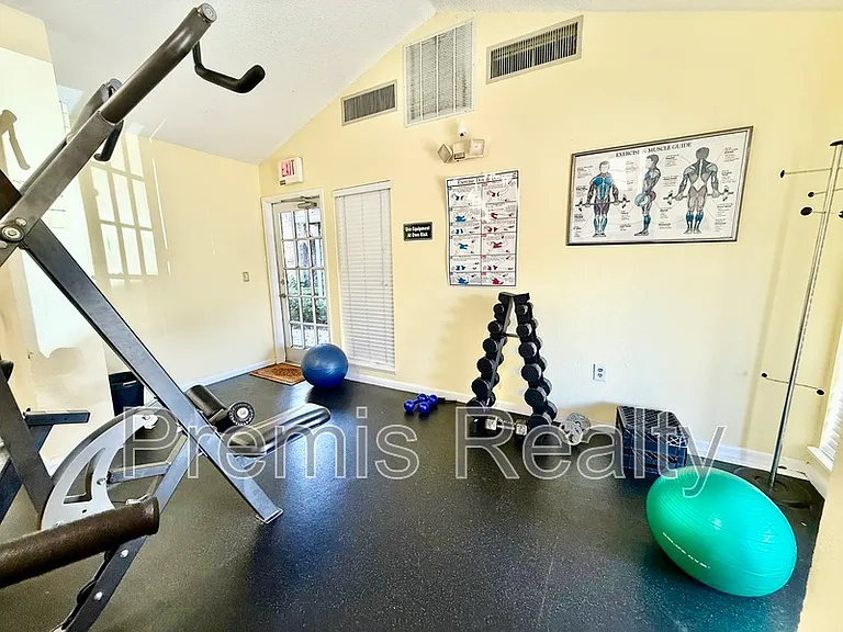 2500 Winding Creek Blvd #H202 — Photo 27